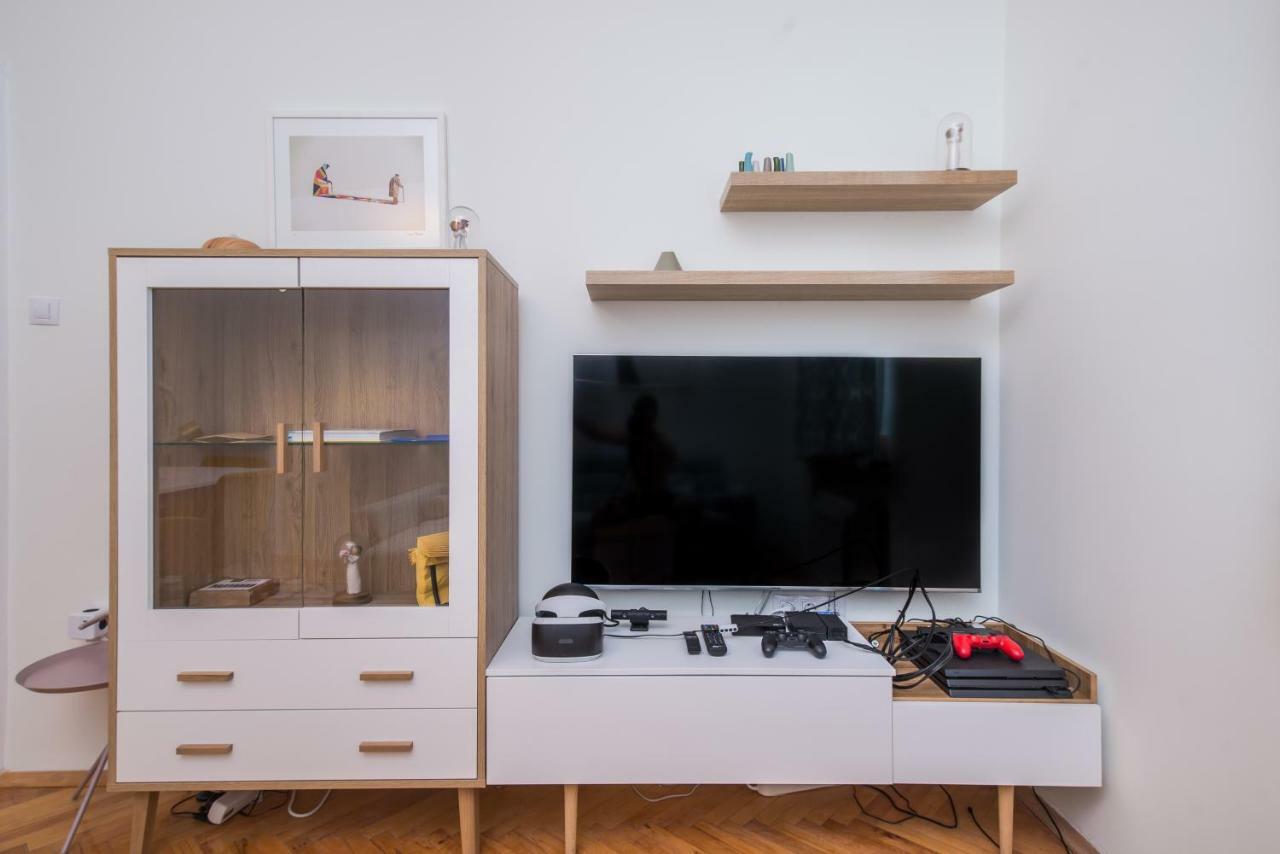 Appartamento Designer & Luxurious, Business, One Bedroom In By Flat Mаnager *