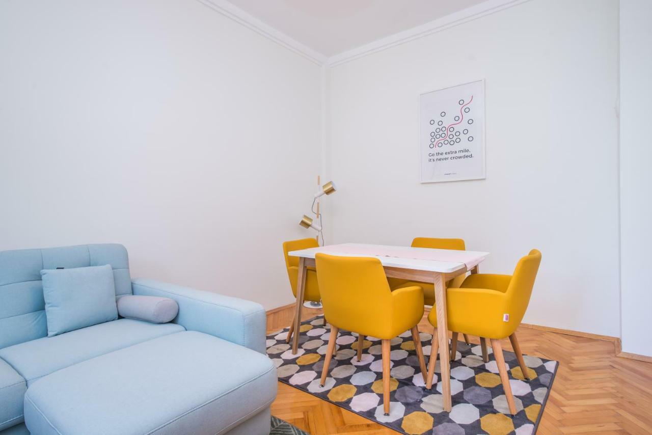 Designer & Luxurious, Business, One Bedroom In By Flat Mаnager Appartamento
